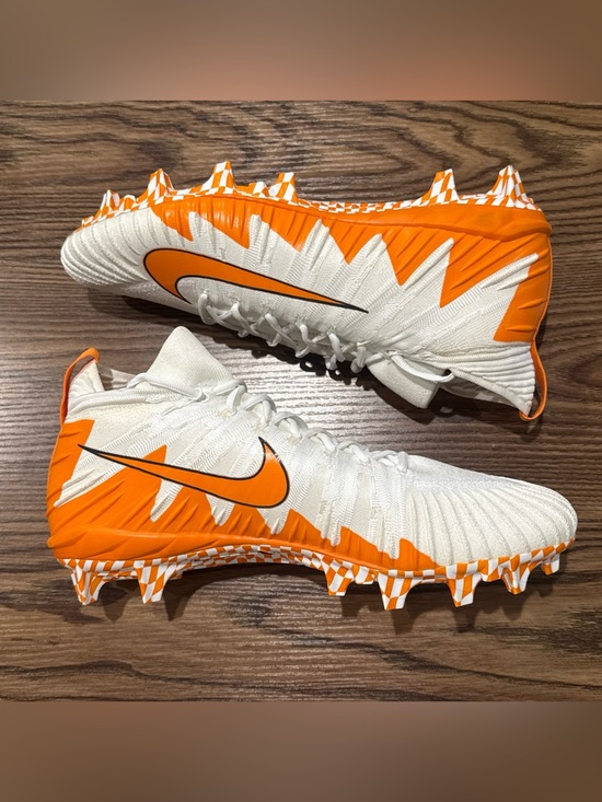 Size 13.5 Nike Alpha Menace Elite TD Football Cleats Tennessee Volunteers - NEW main image 4